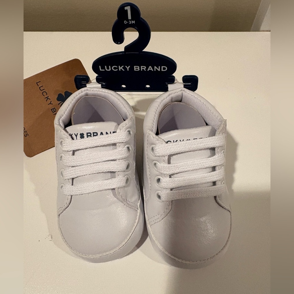 NWT Lucky Brand Crib Shoes